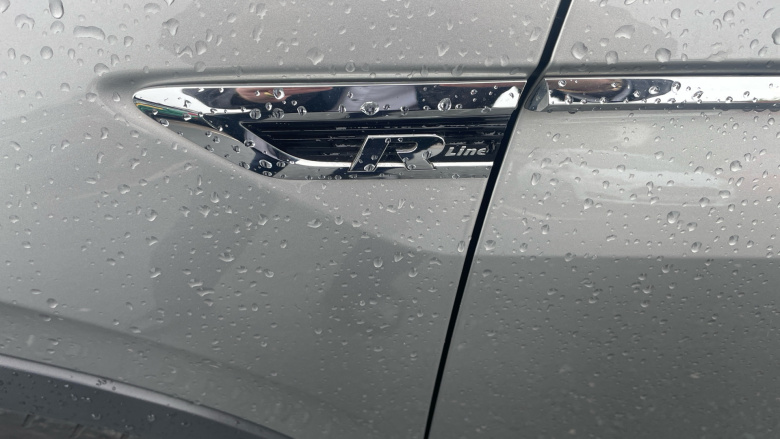 Volkswagen Tiguan 2.0 TDi 150 R-Line 5dr DSG Diesel Estate